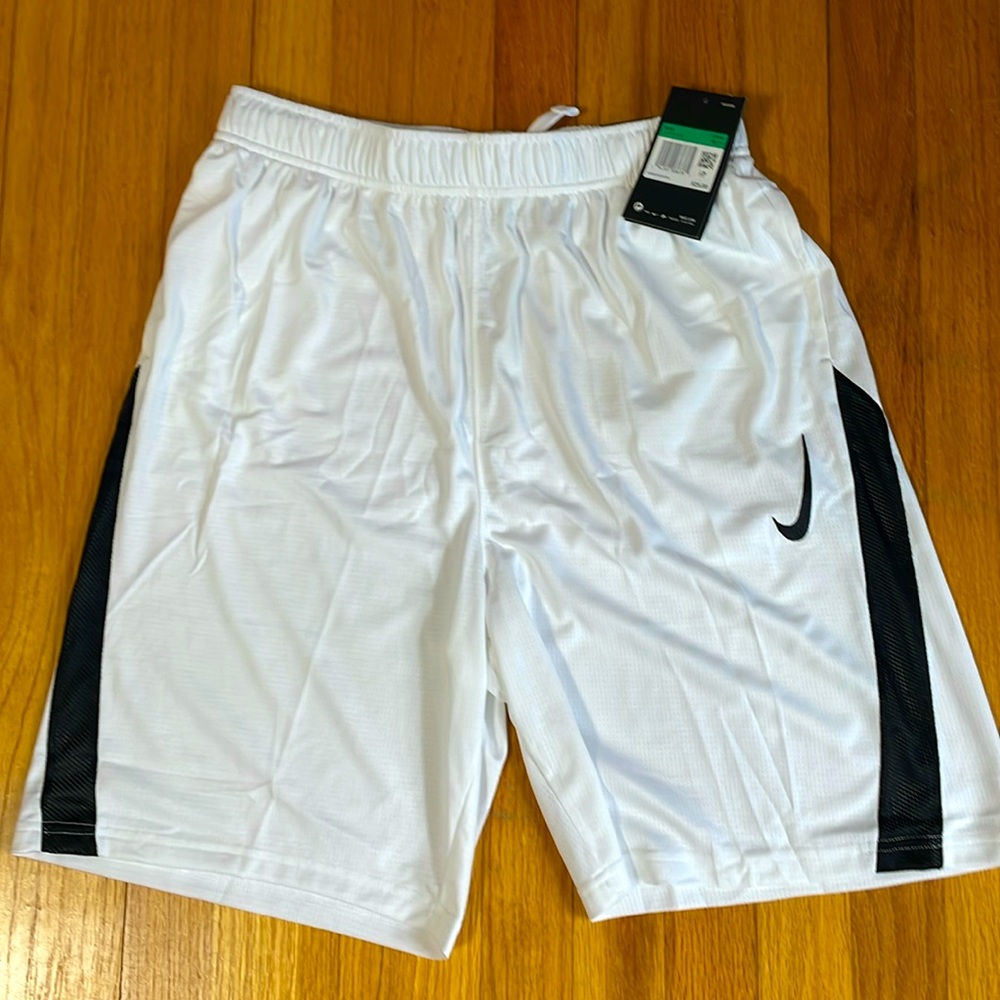 Nike Big Kids' Boys Training Shorts XL Plus Size - White/Black (New With Tags)